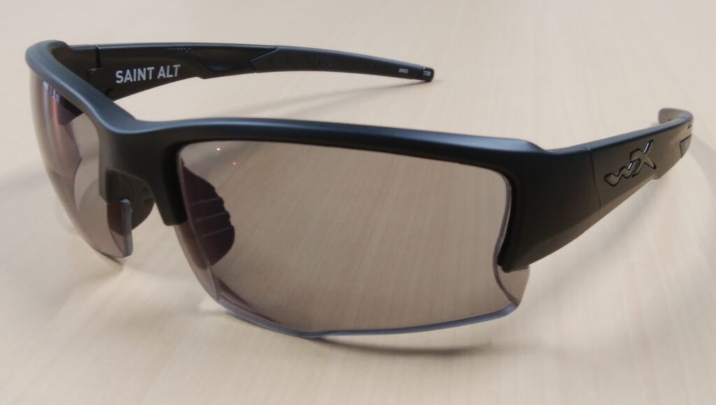 物が二重に見える・・・WX SAINTでオーダー頂きました。 | SPORTS EYE